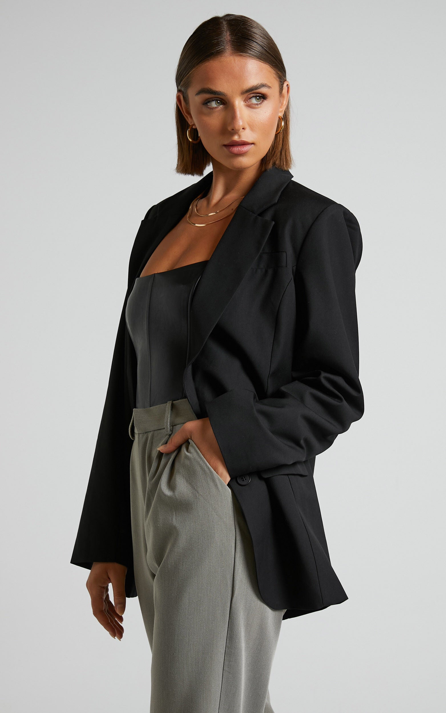Izara Blazer - Oversized Boyfriend Fit Blazer in Black