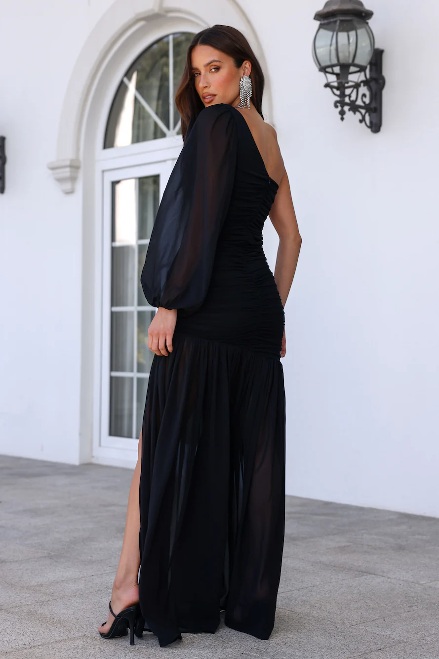 Our Regality Maxi Dress Black