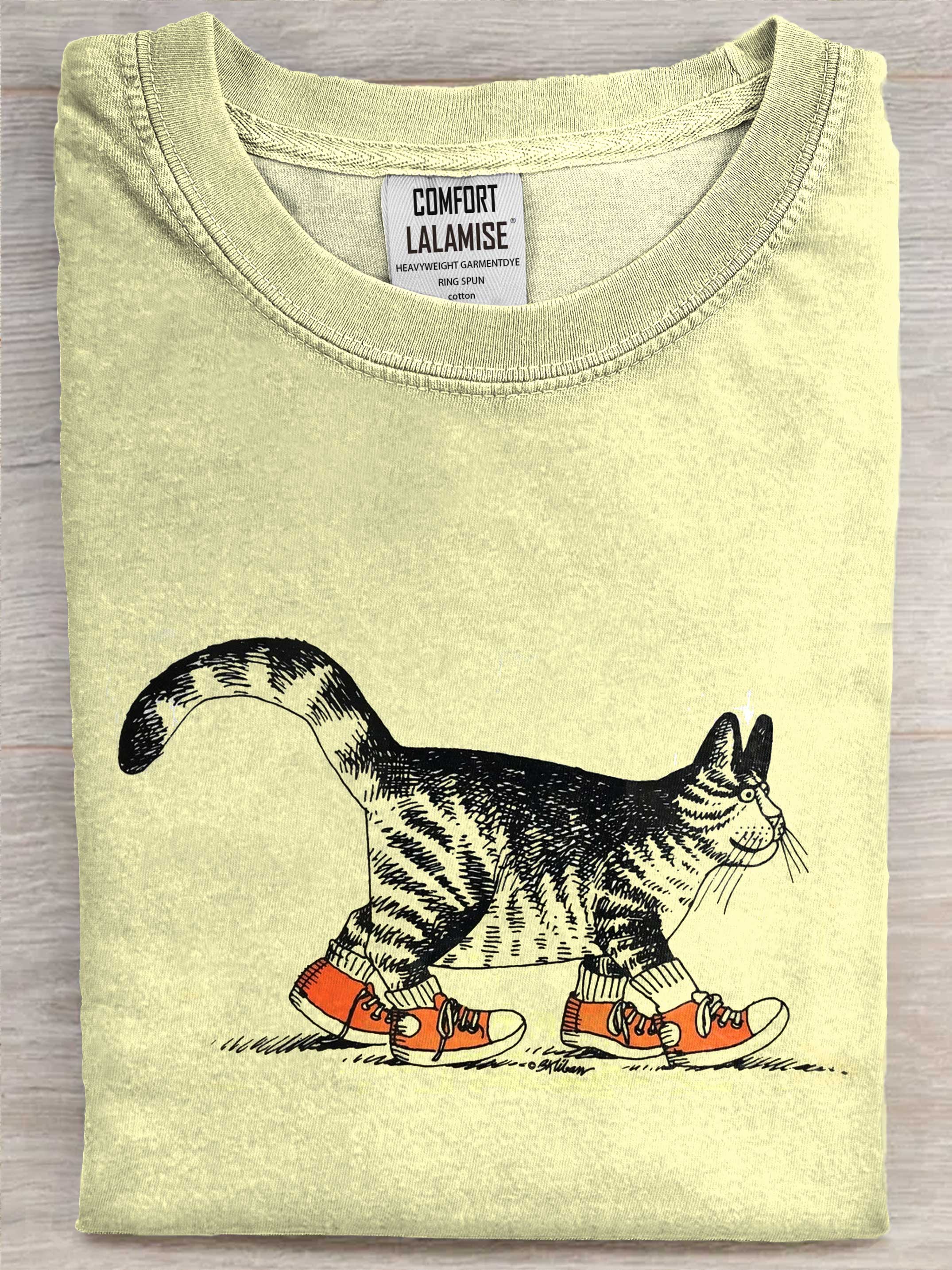 Cat in Red Sneakers 1981 Art Print Casaul Cotton Short Sleeve T-shirt