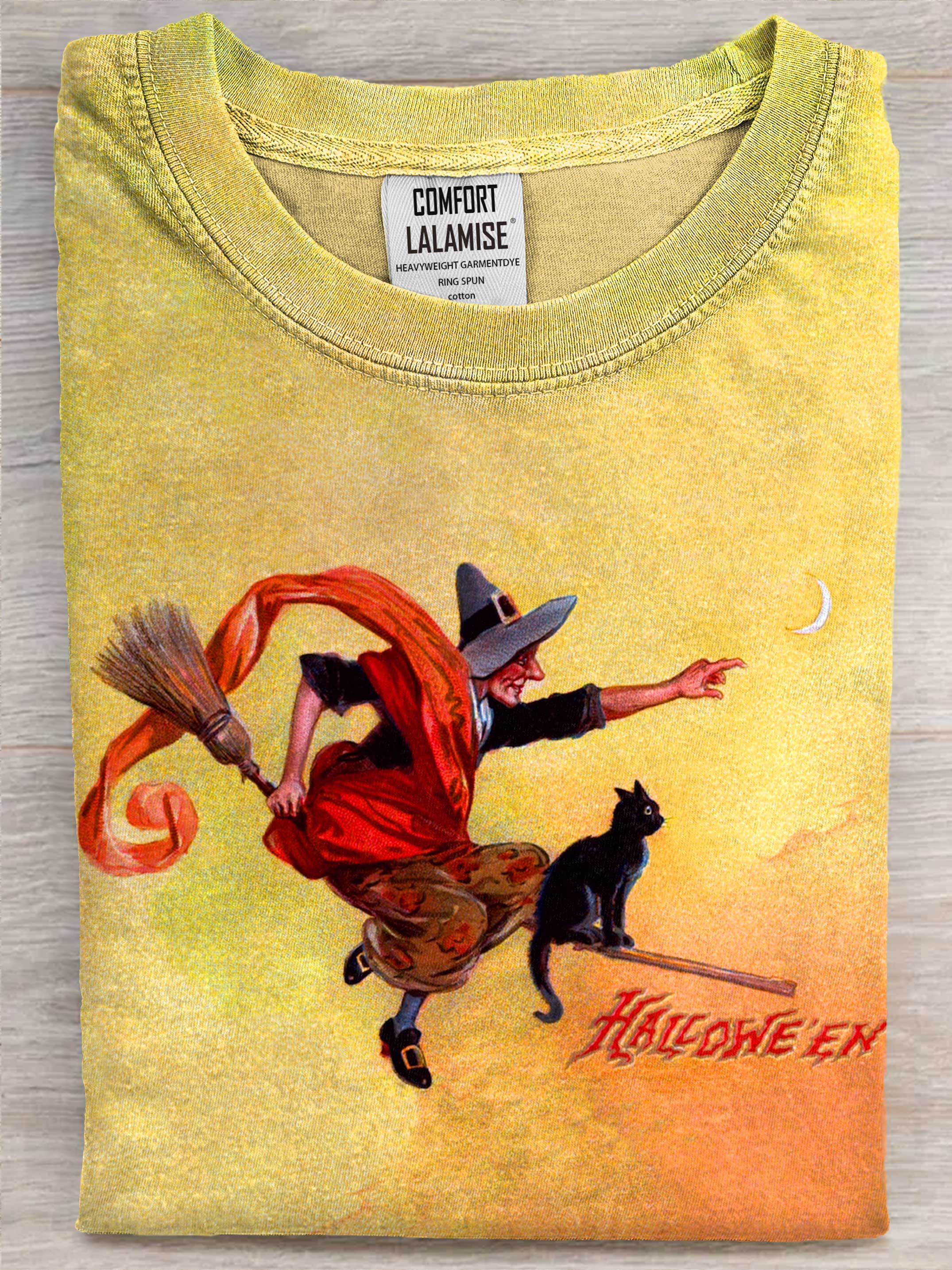 Vintage Witch Flies on Broom with Black Cat Art Casaul Cotton Short Sleeve T-shirt