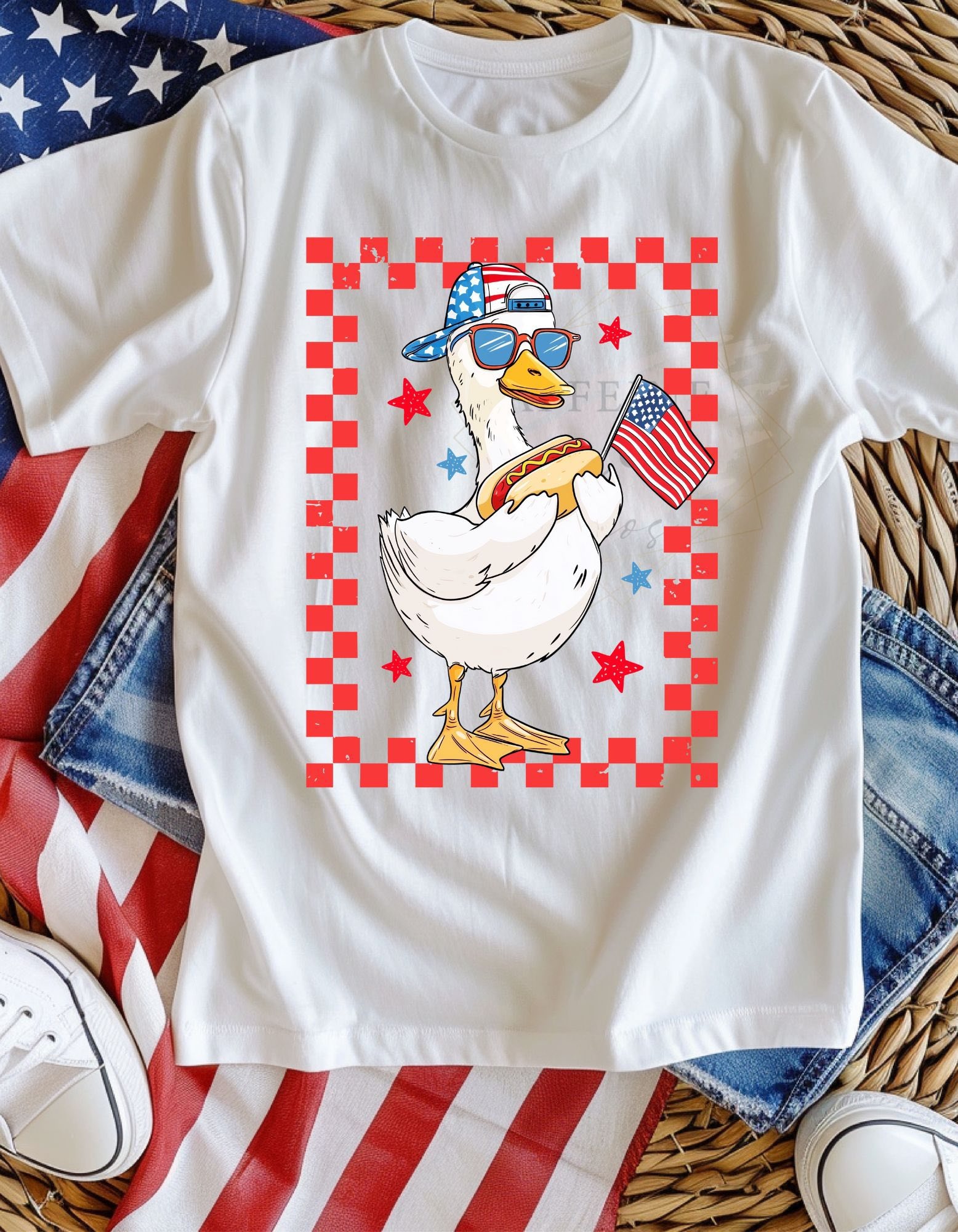 Funny goose with American flag Art Print Casaul Short Sleeve T-shirt