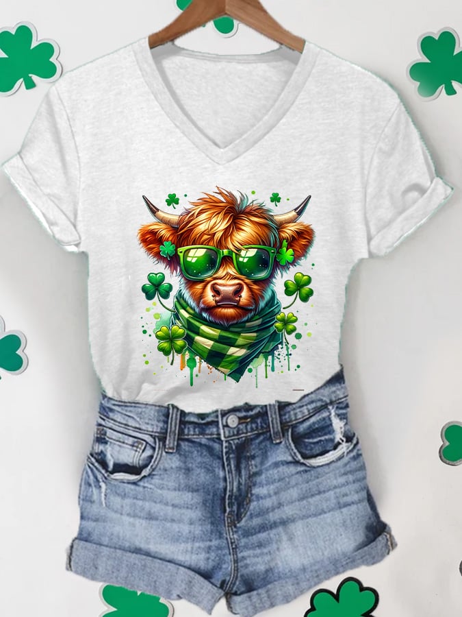 Women's St Patrick's Day Highland Cow Printed Casual T-Shirt
