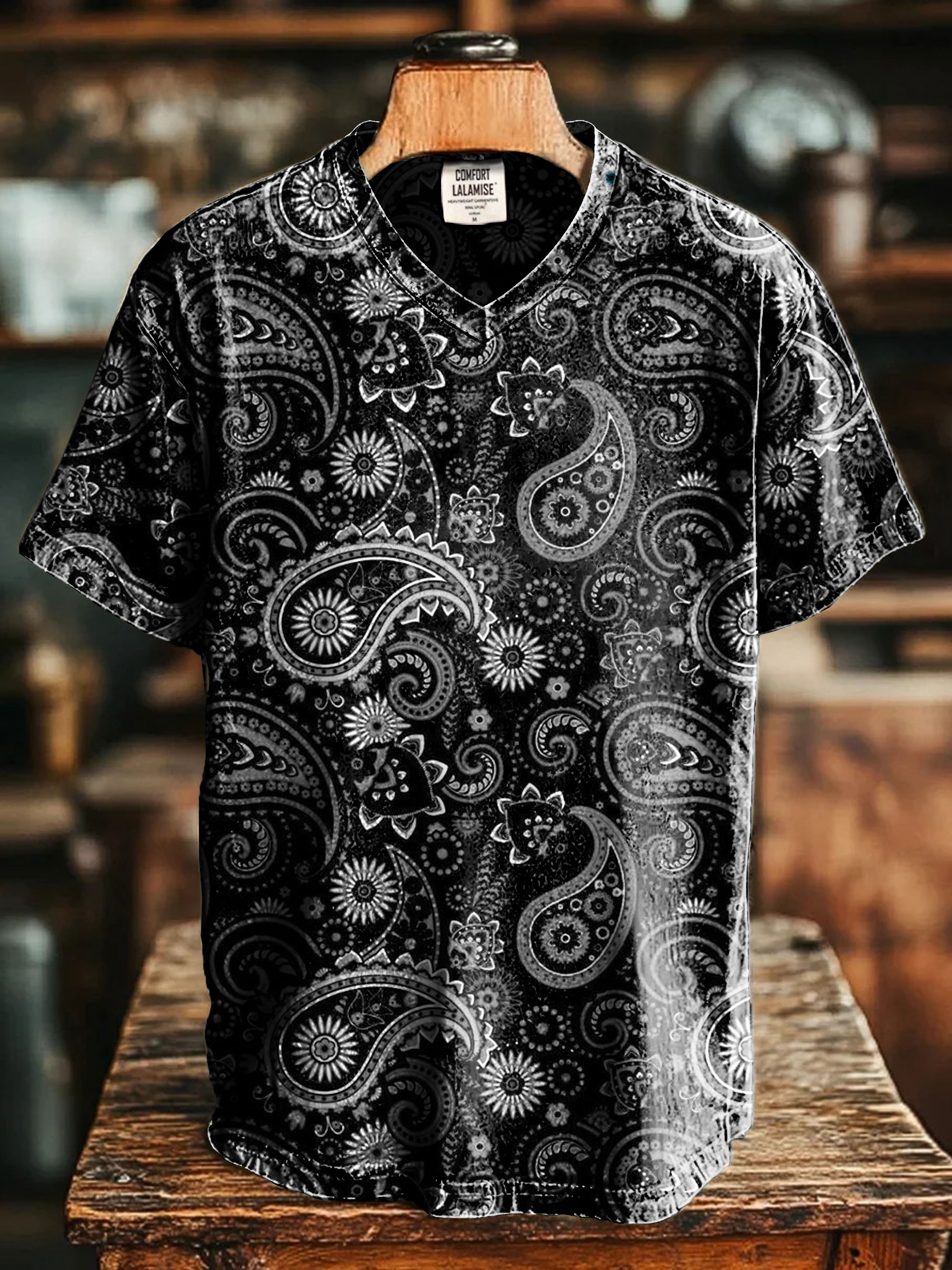 Unisex Vintage Paisley Print Art Print V-neck Casual T-Shirt