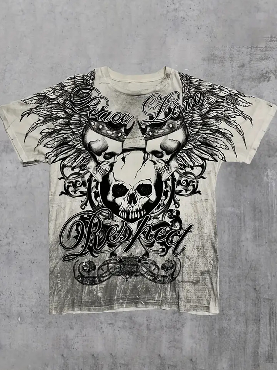 Retro Dark Halloween Skull Art Print T-shirt