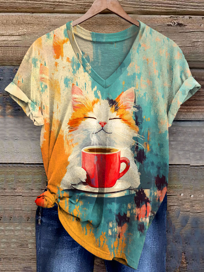 Multicolor Cat With Coffee Art Print V-neck Casual T-Shirt
