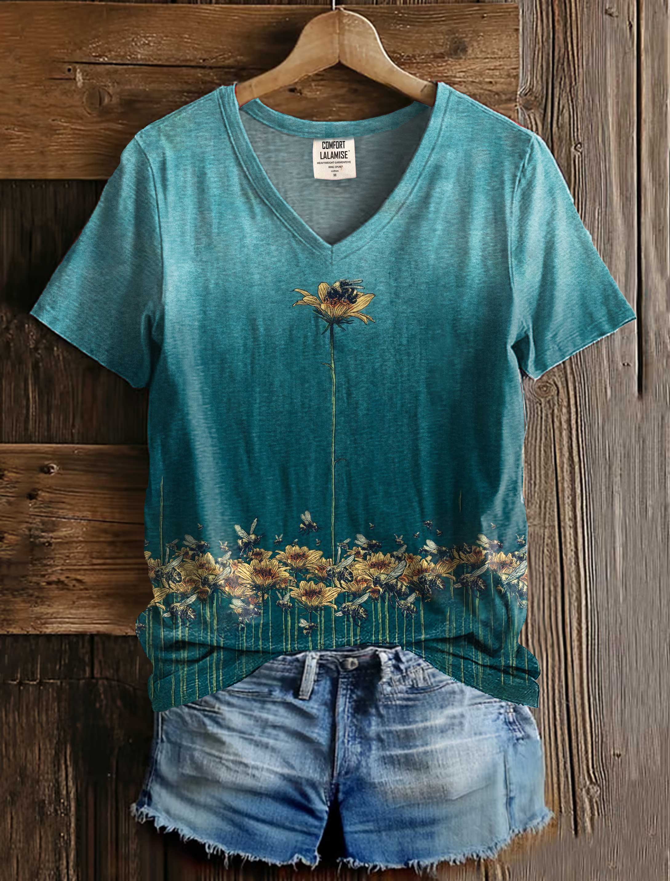 Bee With Flower Art Print V-neck Casual T-Shirt