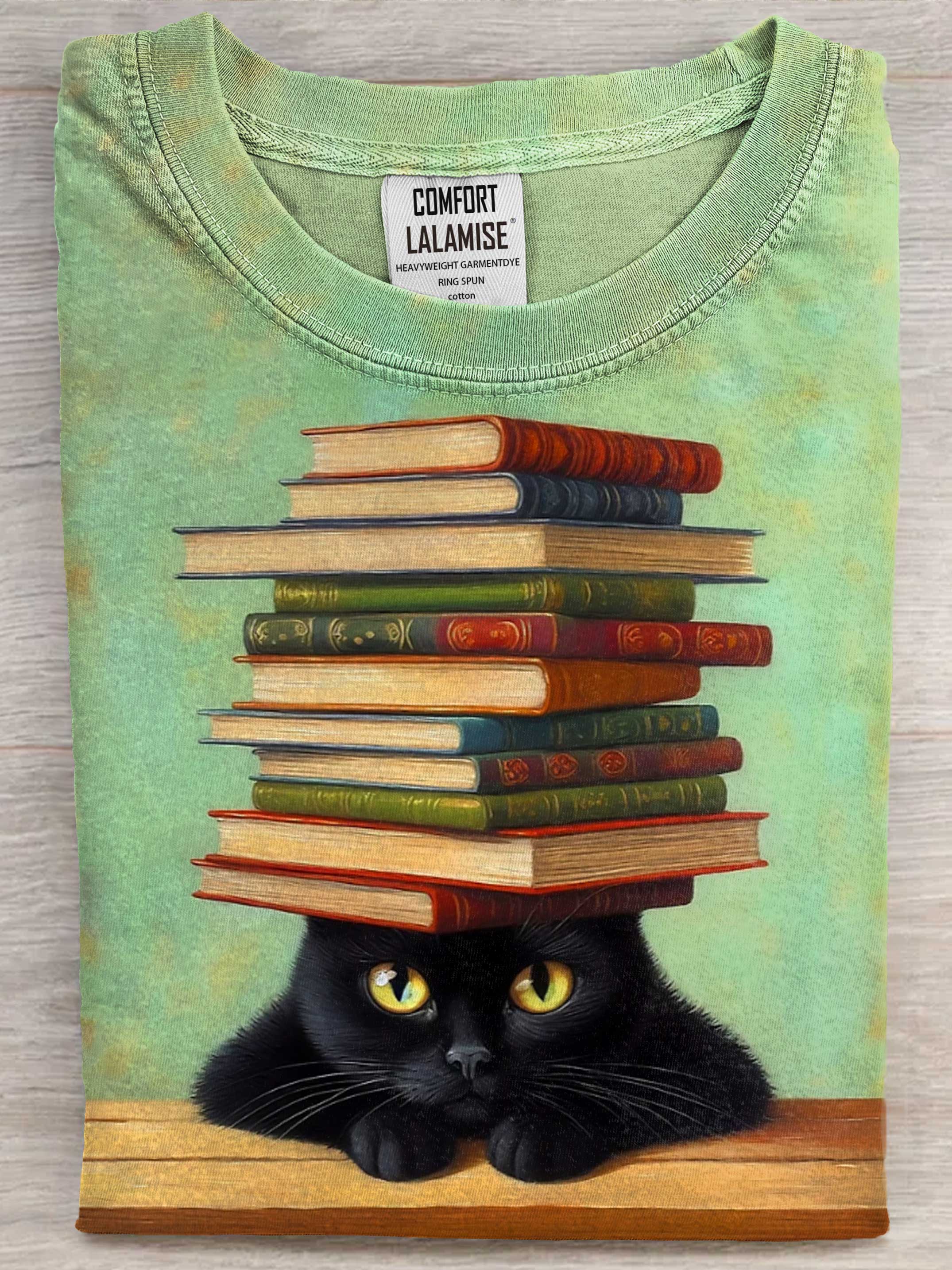 Books on cat's head Art Print Causal Cotton Short Sleeve T-shirt