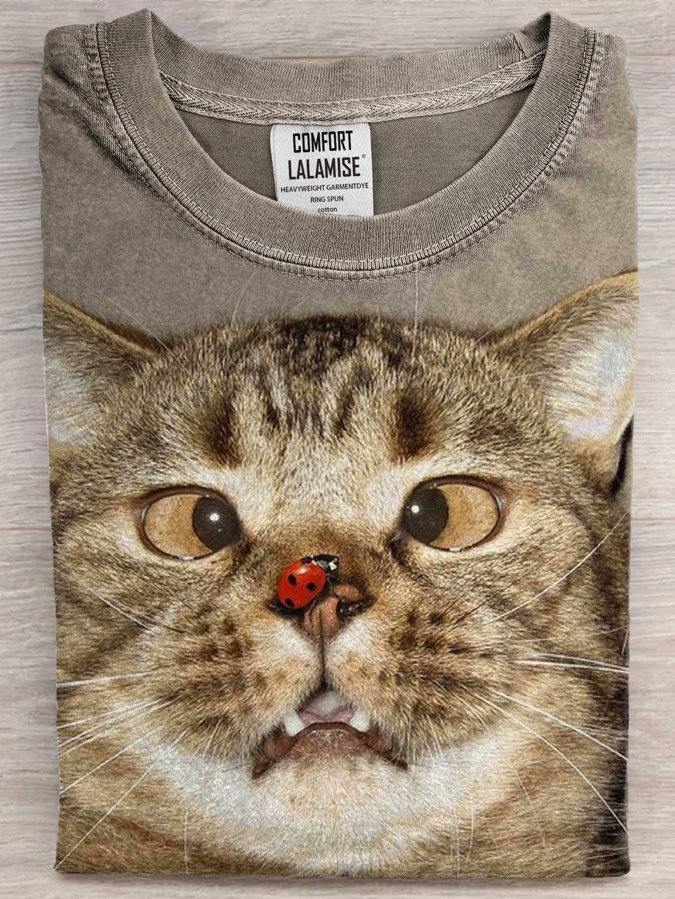 Funny Cat With Ladybug Art Print Casual Short Sleeve T-shirt