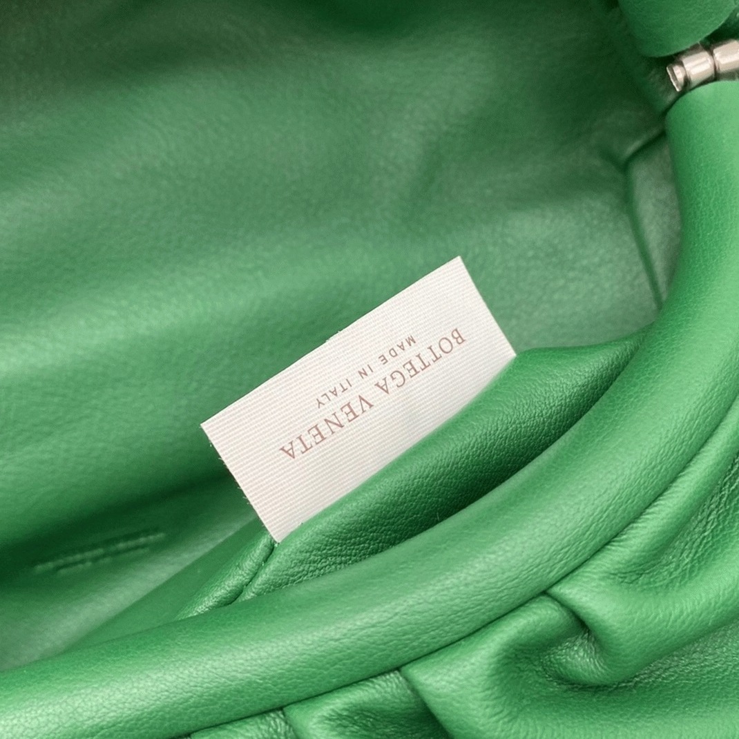 Replica Bottega Veneta The Pouch Belt Bag Green
