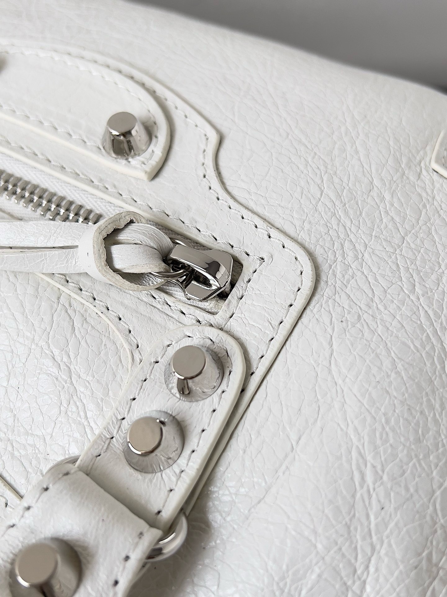 Knockoff Balenciaga Le City Small Bag White Arena Lambskin