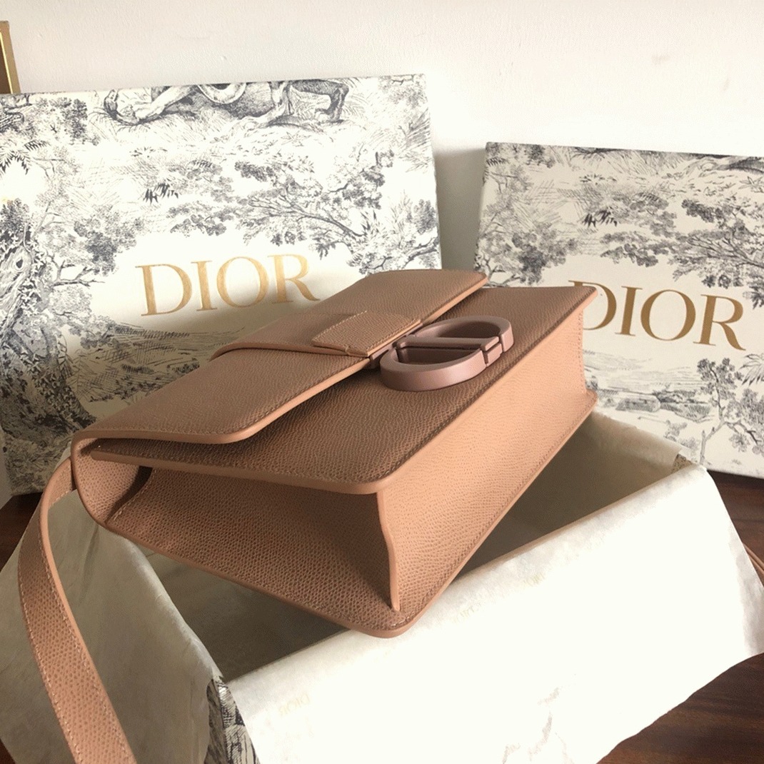 Dior 30 Montaigne Medium Bag Replica in Poudre Ultramatte Grained Calfskin