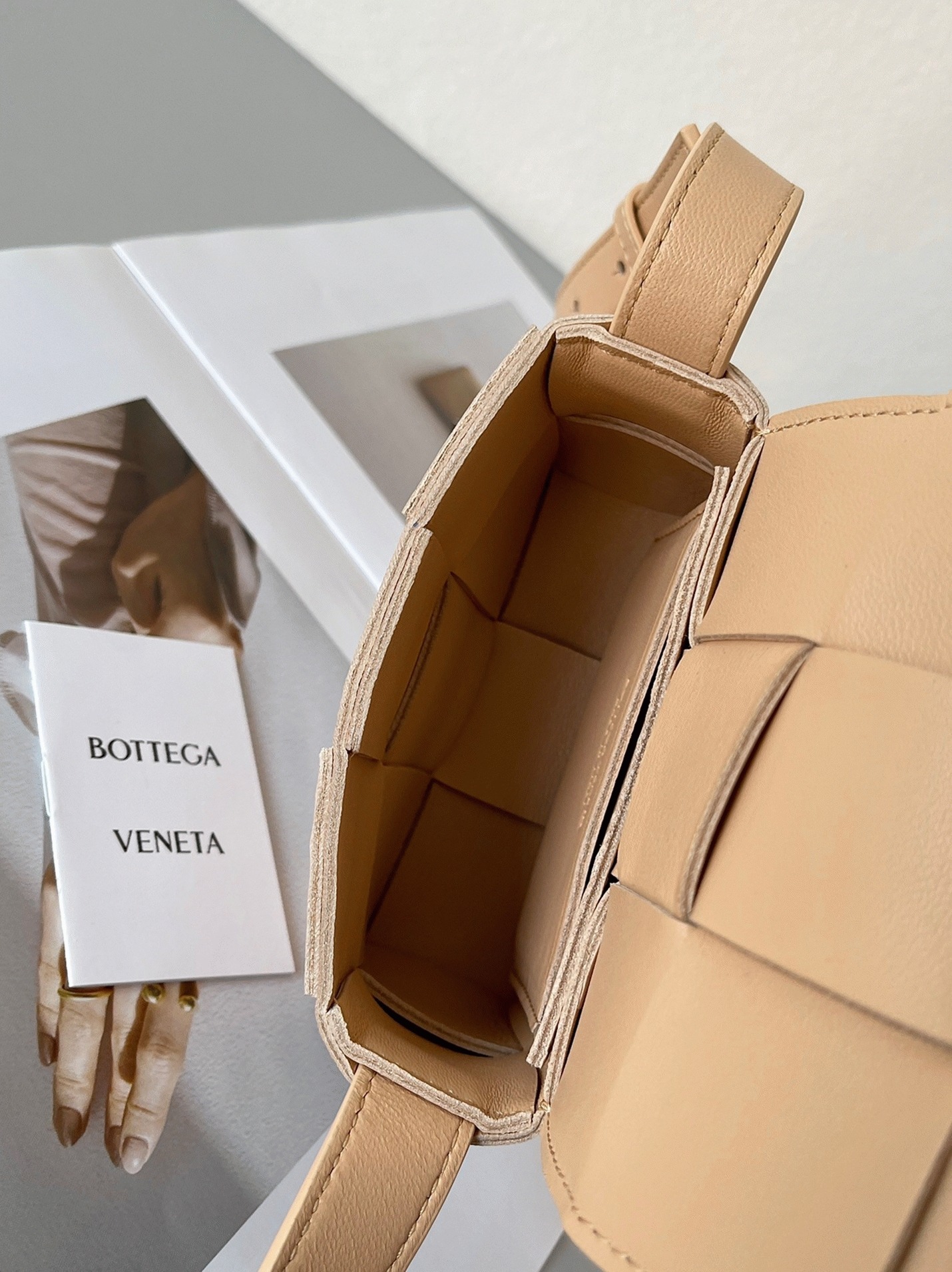 Top Quality Knockoff Bottega Veneta Candy Cassette Bag In Almond