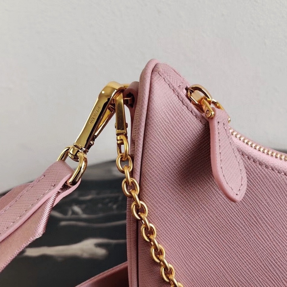 Prada Re-Edition 2005 Shoulder Bag Replica in Pink