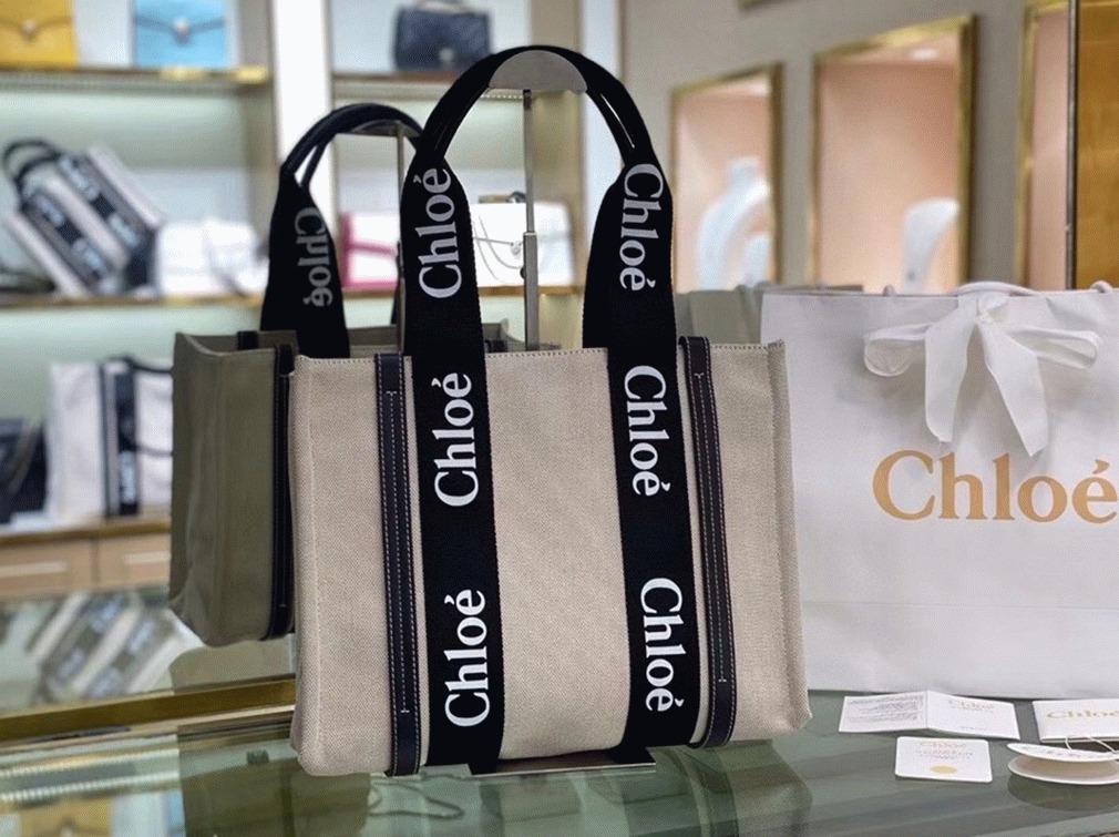 Top Quality Fake Chloe Large Woody Tote Bag in Canvas with Black Leather Strips