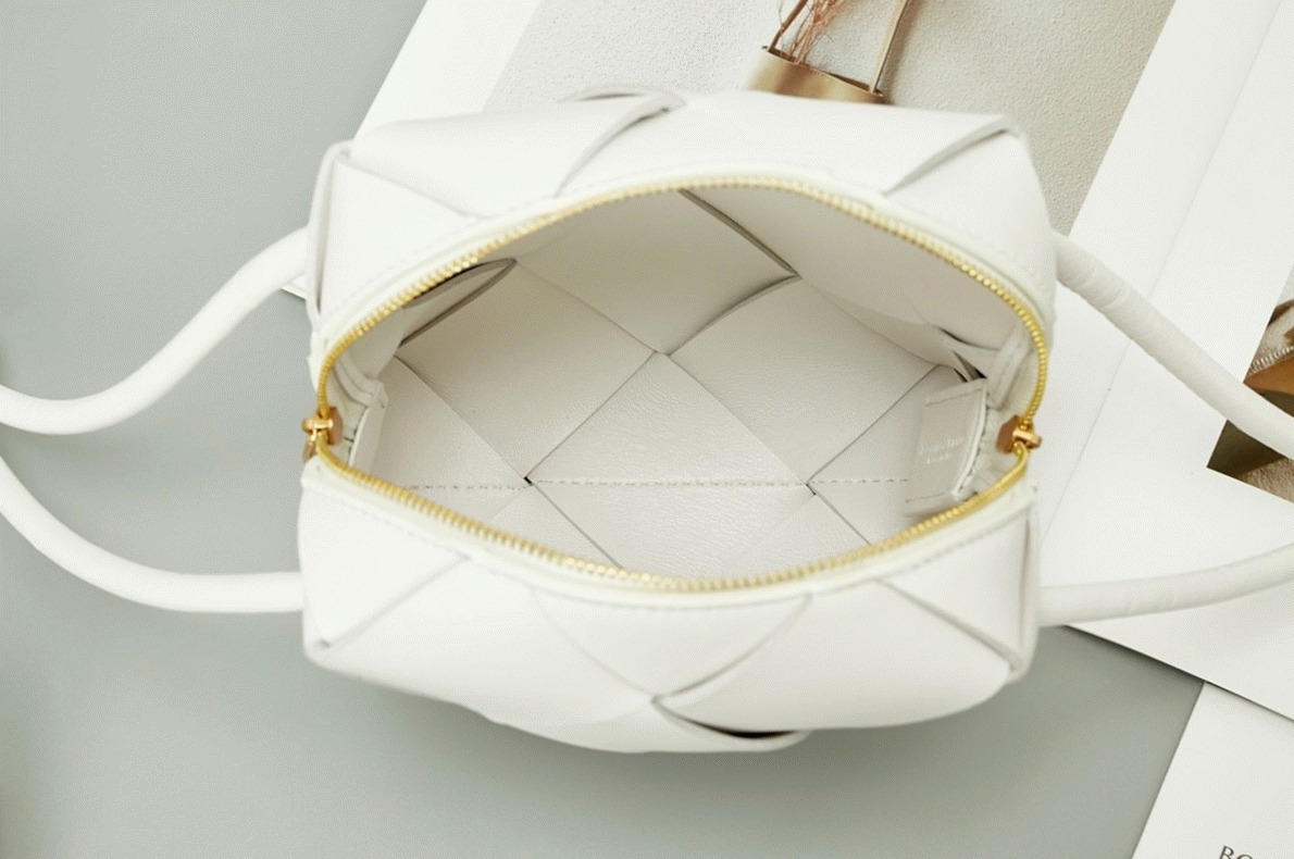 Replica Bottega Veneta Mini Cassette Camera Bag White