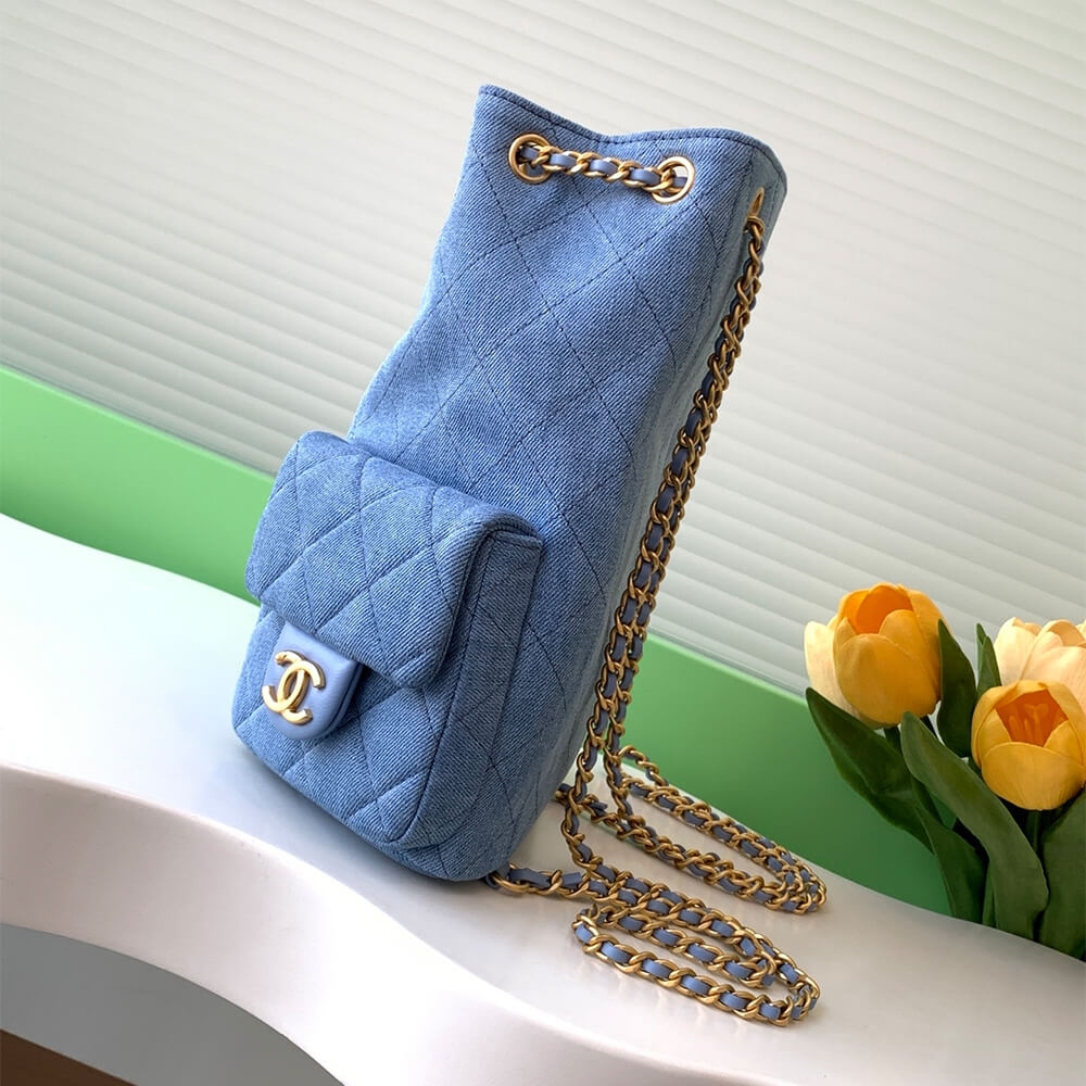 CHANEL Backpack(high-end grade)
