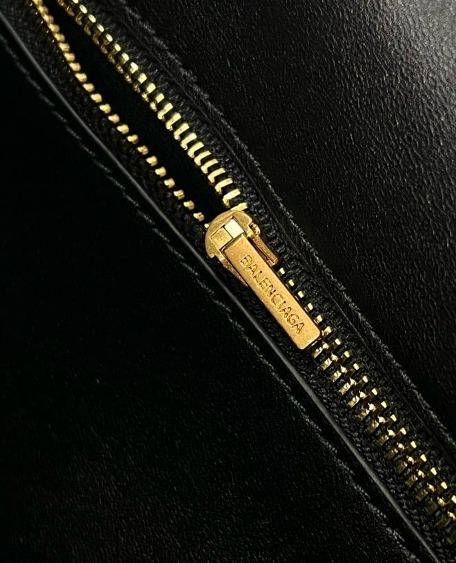Knockoff Balenciaga Rodeo Large Bag Black Calfskin