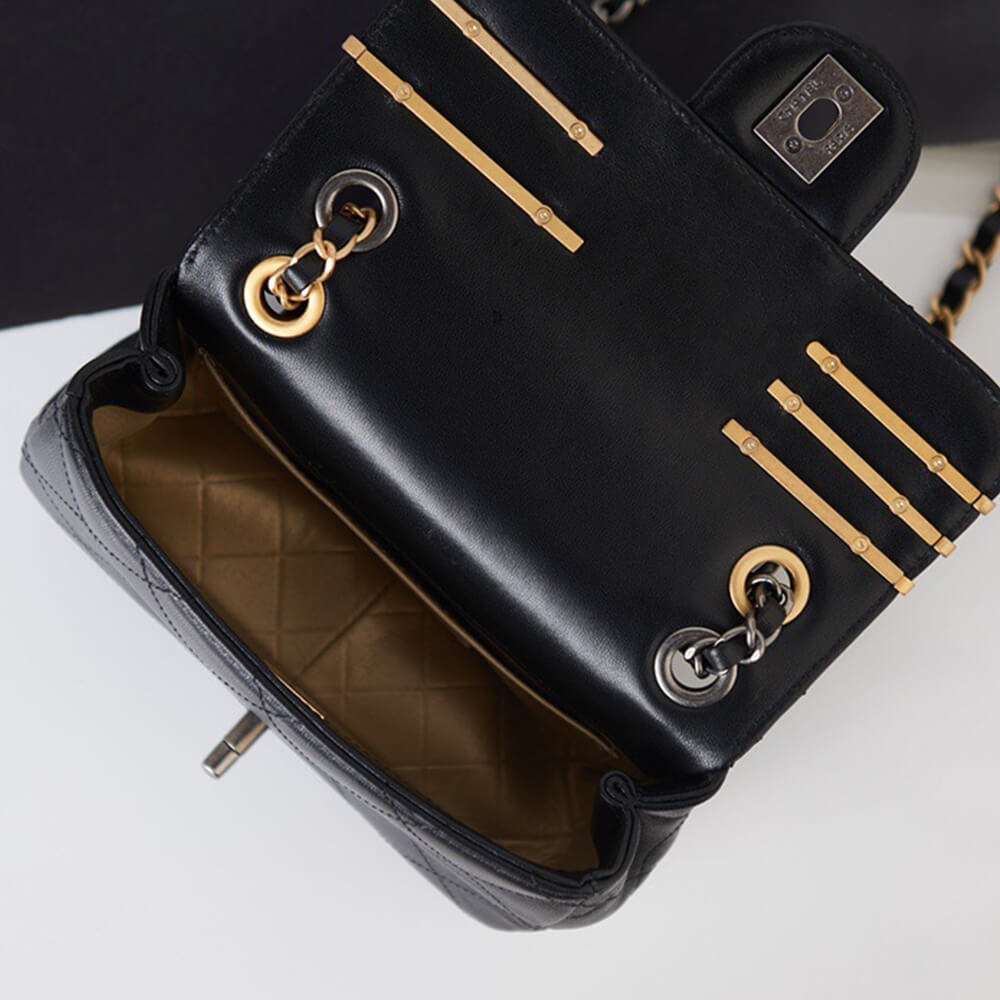 Chanel MINI FLAP BAG