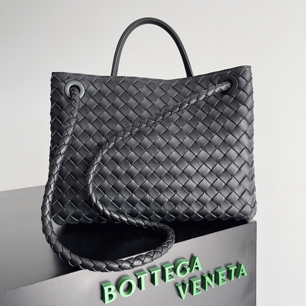 Replica Bottega Veneta Large Andiamo Bag Black