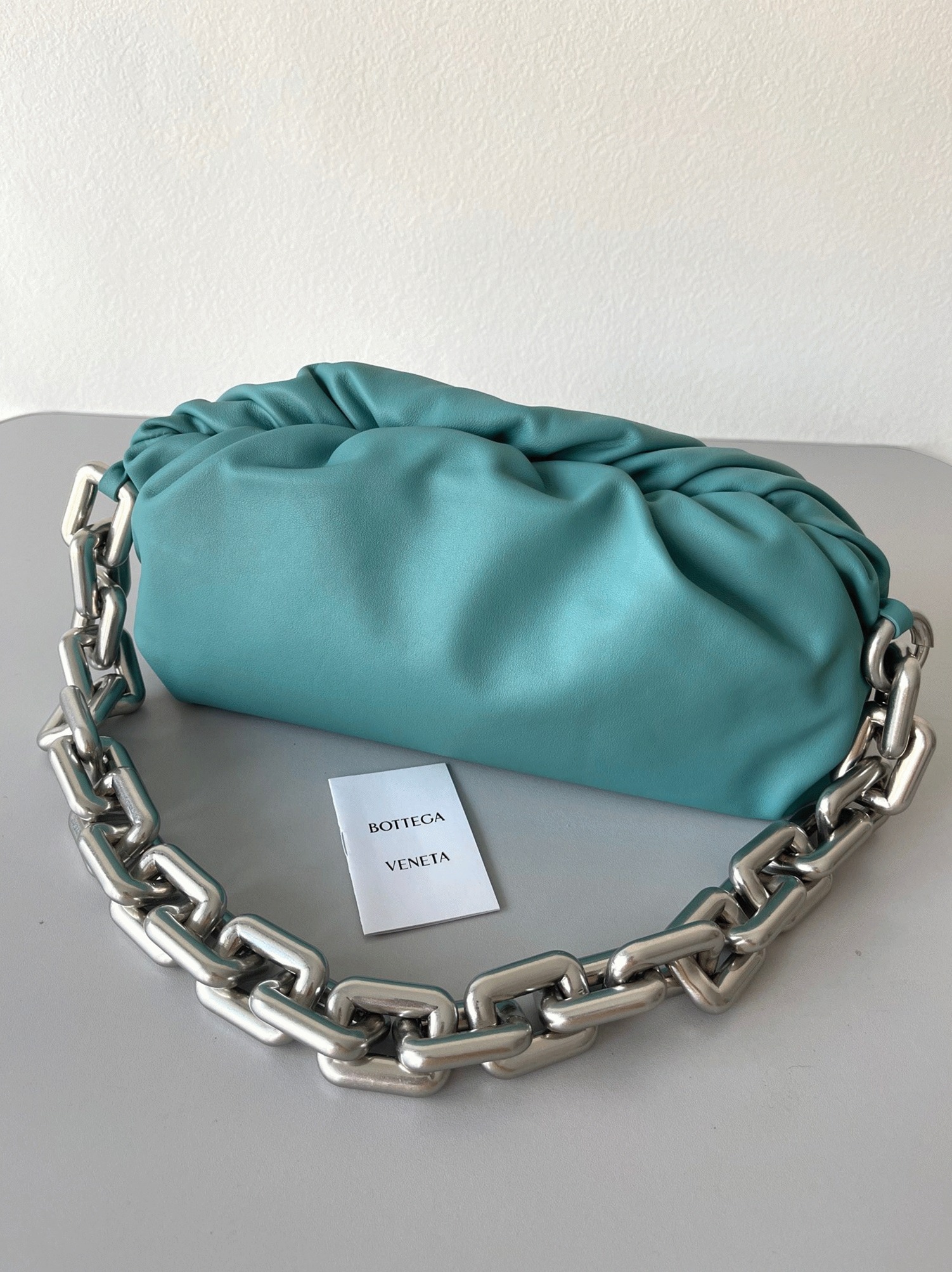 Faux Bottega Veneta The Chain Pouch Bag Lake Green