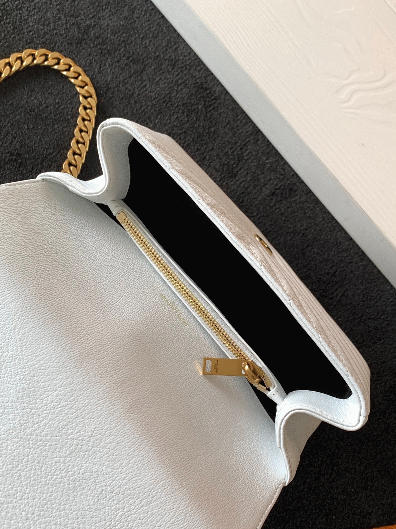 Replica Saint Laurent College Medium Chain Bag White