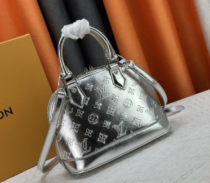 Louis Vuitton Other Monogram Canvas Alma BB