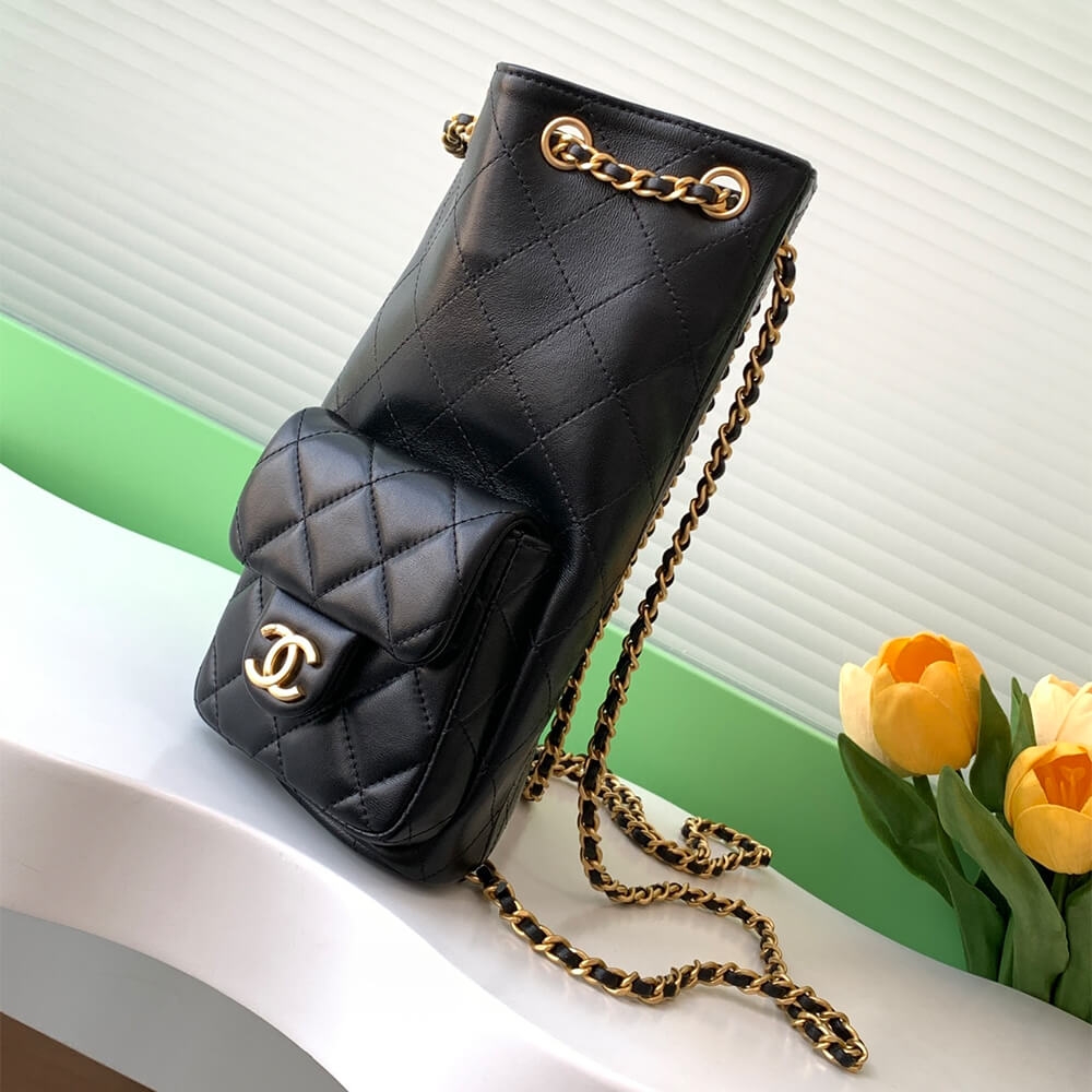 CHANEL Backpack(high-end grade)