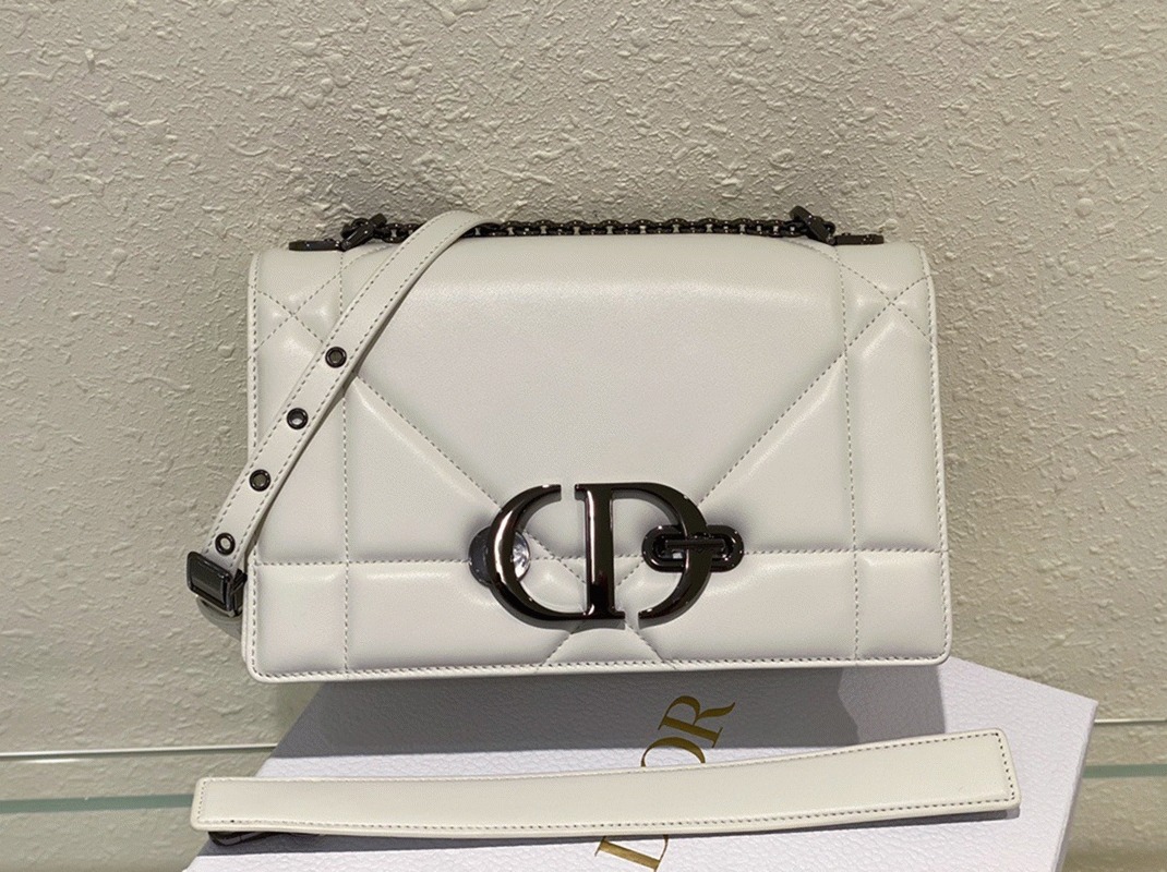 Dior 30 Montaigne Chain Bag with Handle Replica in White Lambskin