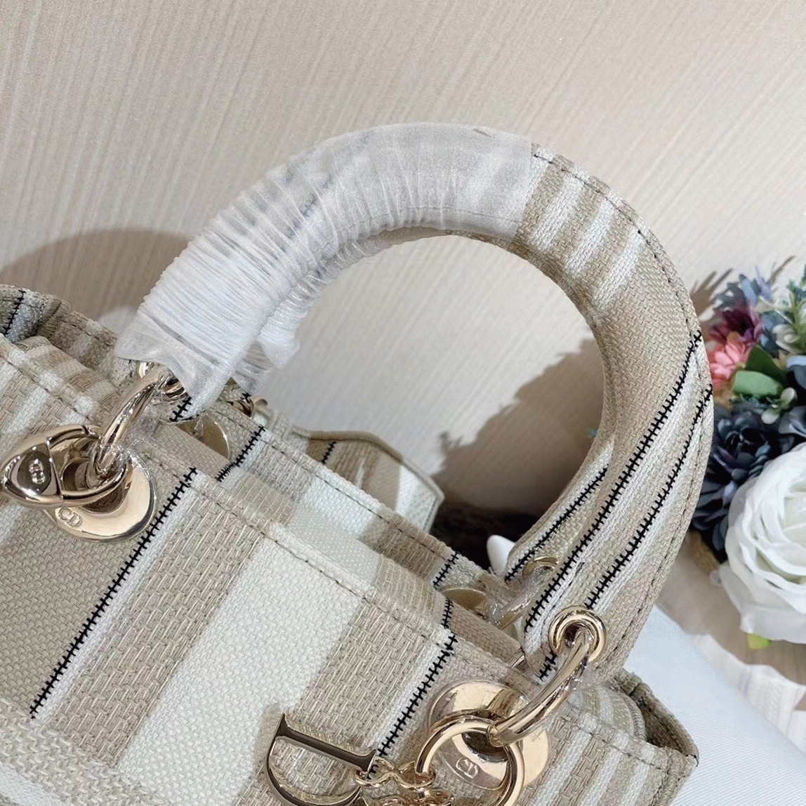 Dior Lady D-Lite Medium Bag Knockoff in Beige Stripes Embroidery