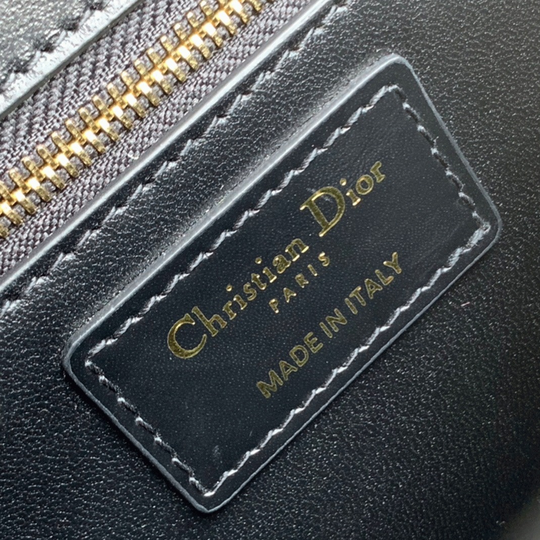 Dior 30 Montaigne Medium Bag Replica in Black Box Calfskin