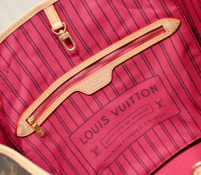 Louis Vuitton Monogram Canvas Neverfull MM Tote In Red