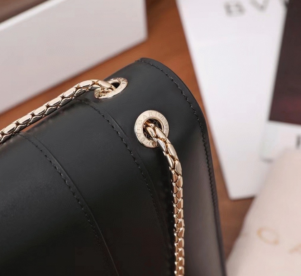 Replica Bvlgari Serpenti Forever Large Shoulder Bag Black Calfskin