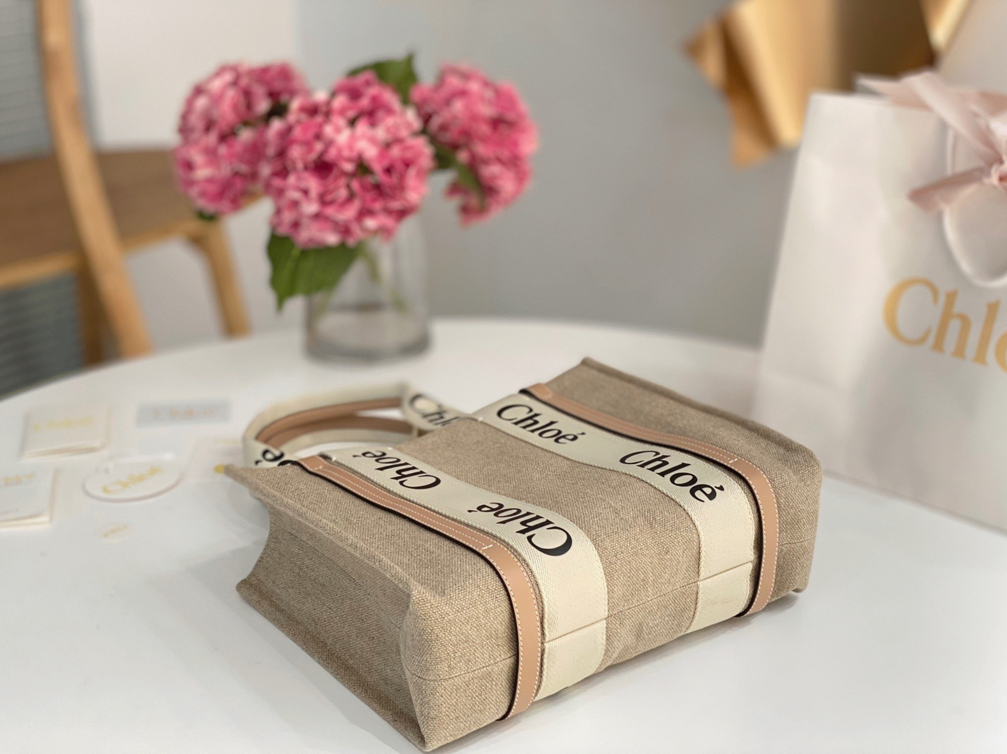 Top Quality Fake Chloe Woody Medium Tote Bag in Linen Canvas with Beige Leather
