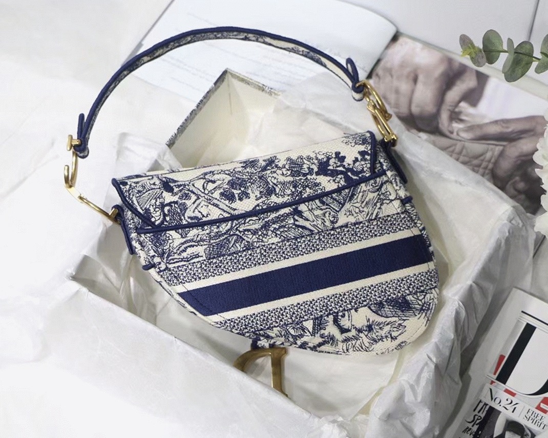 Dior Saddle Bag Replica in Blue Toile de Jouy Embroidery