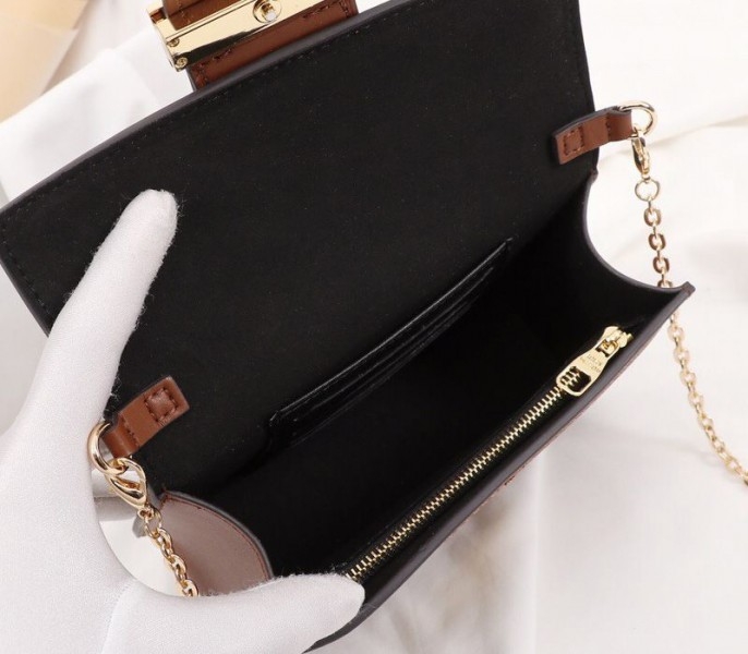 Louis Vuitton Monogram Reverse Canvas Dauphine Chain Wallet