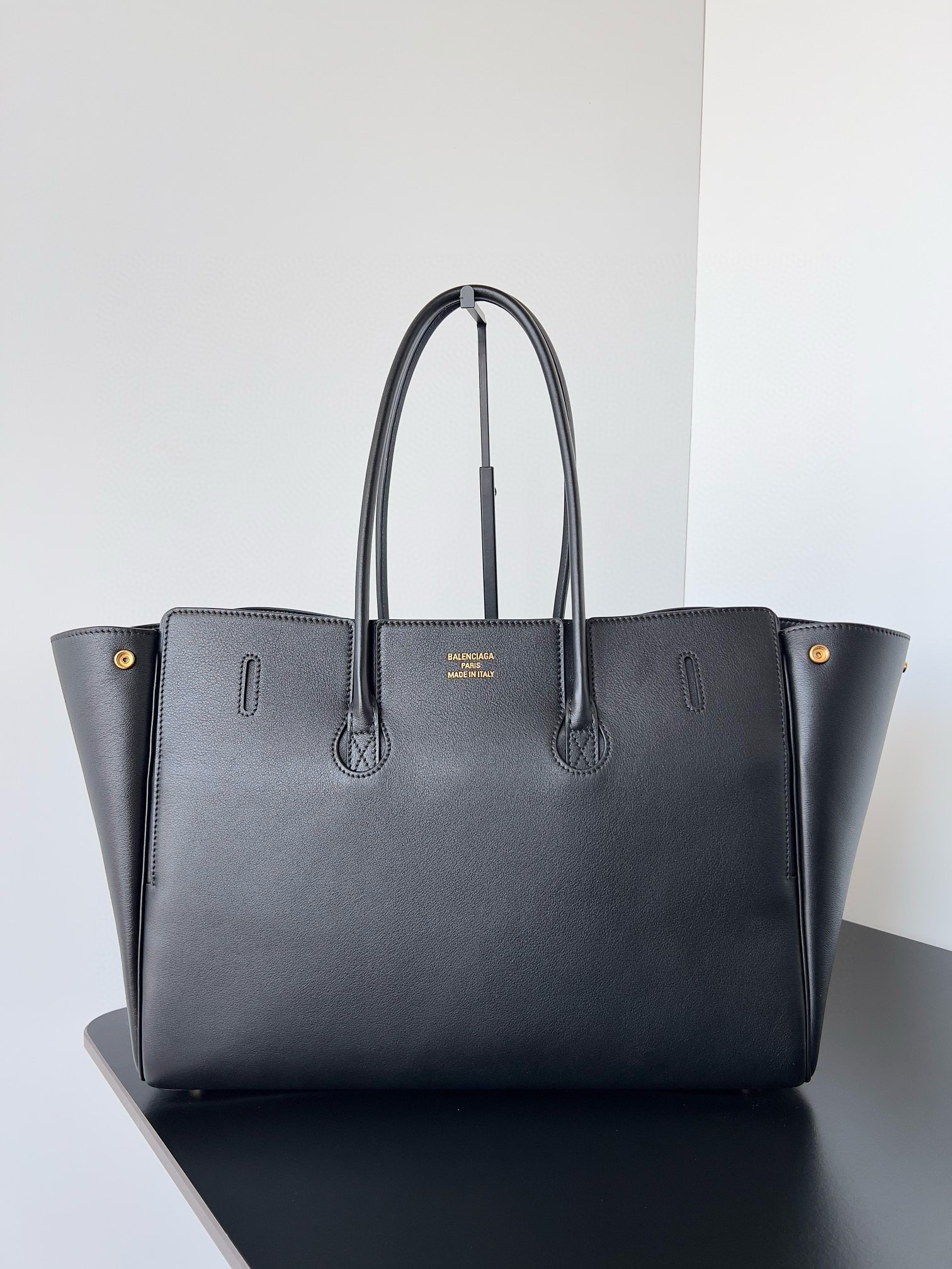 Knockoff Balenciaga Bel Air Carry All Medium Bag Black Calfskin