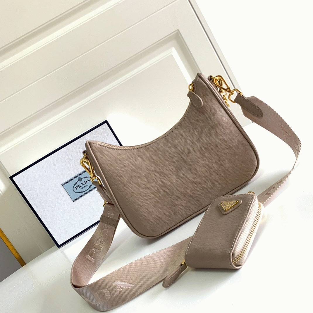 Prada Re-Edition 2005 Shoulder Bag Fake in Taupe