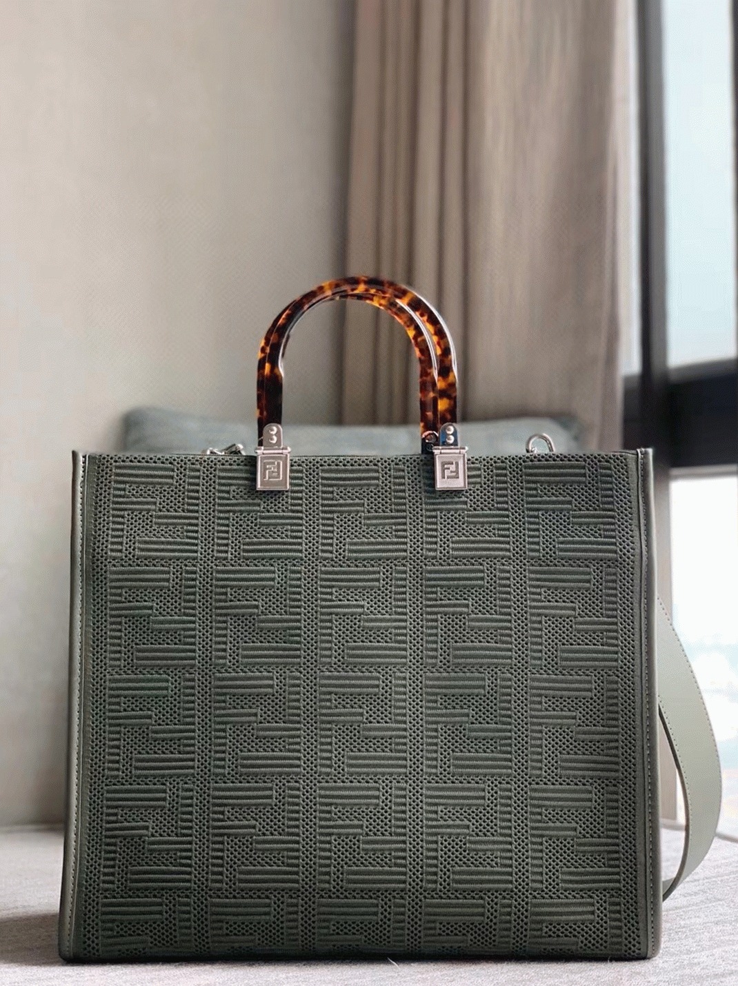 Top Quality Replica Fendi Sunshine Medium Tote Bag In Green FF Fabric