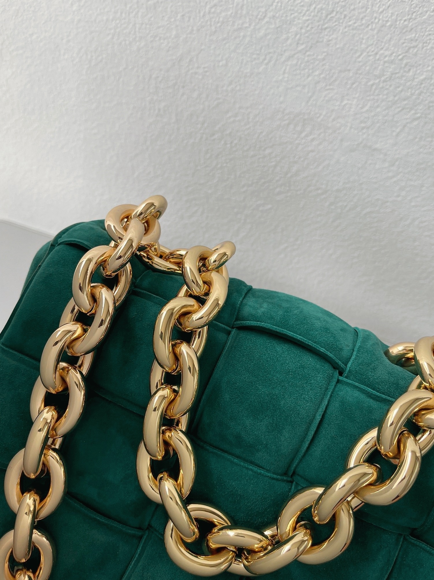 Top Quality Fake Bottega Veneta Chain Cassette Bag In Green