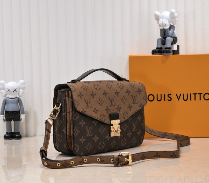 LV Monogram Reverse Canvas Metis M44876