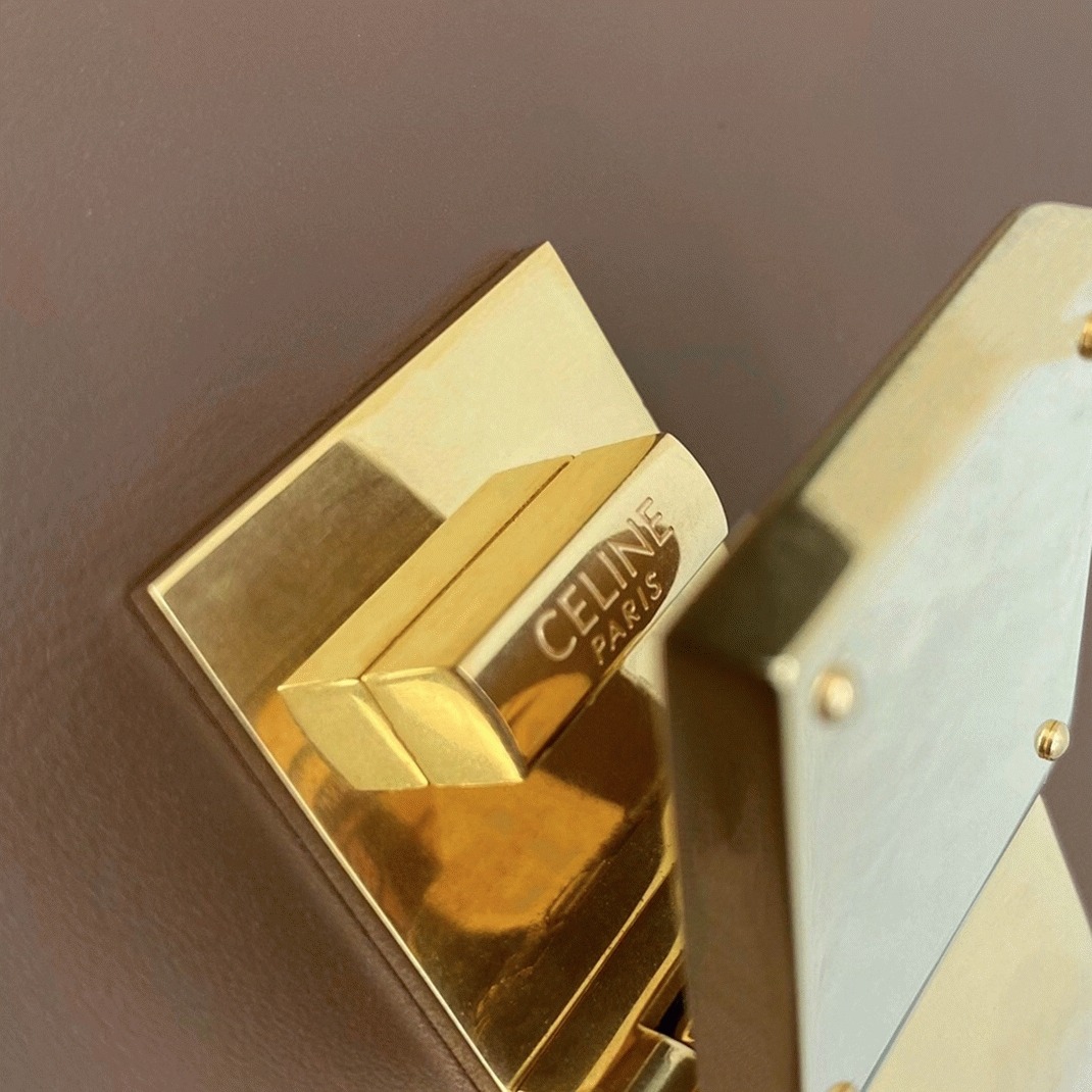 Top Quality Fake Celine Classic Box Medium Bag In Camel