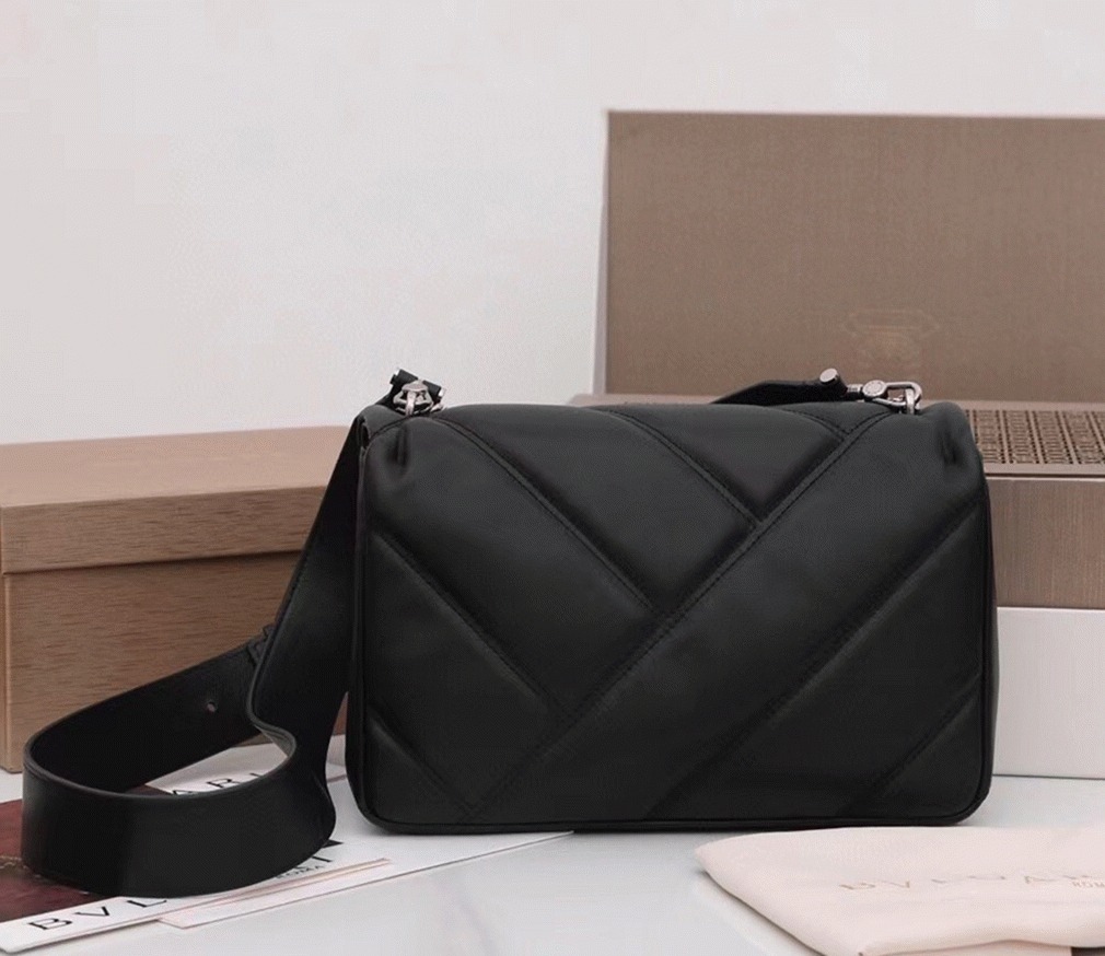 Knockoff Bvlgari Serpenti Cabochon Small Bag Black Calfskin