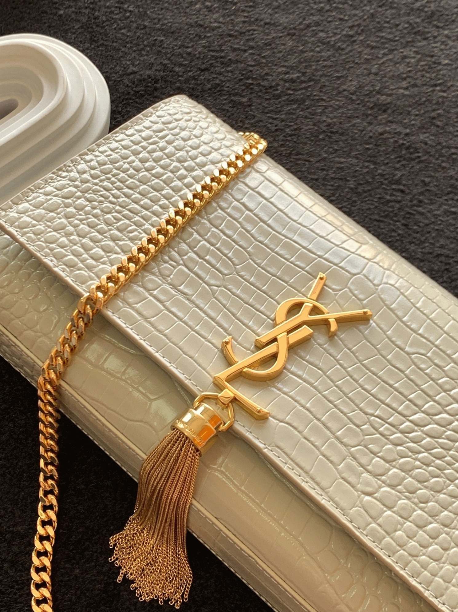Replica Saint Laurent Kate Medium Tassel Bag White Crocodile-embossed Leather
