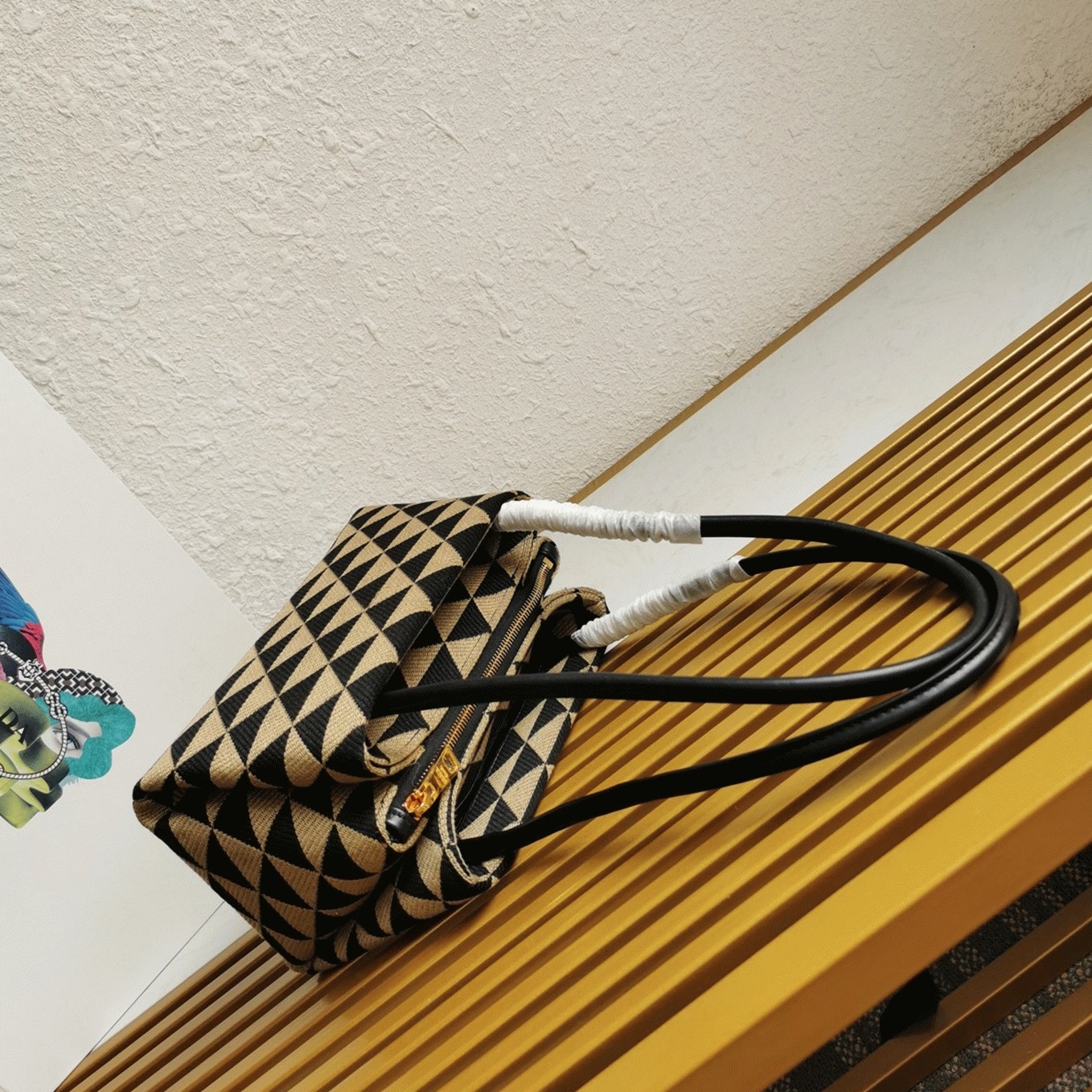 Prada Supernova Small Shoulder Bag Imitation in Black/Beige