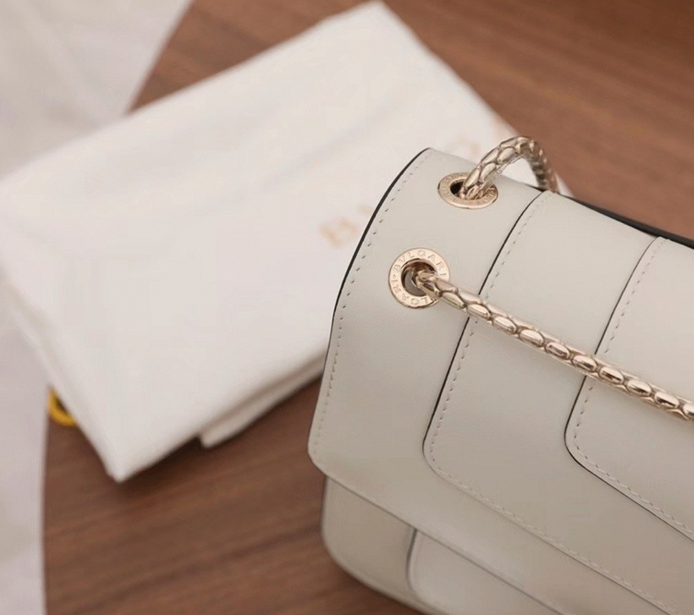 Replica Bvlgari Serpenti Forever Medium Shoulder Bag White Calfskin