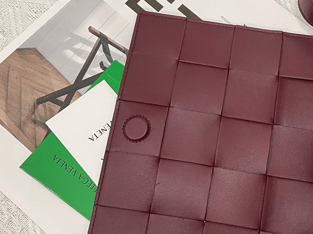 Top Quality Faux Bottega Veneta Cassette Bag In Bordeaux