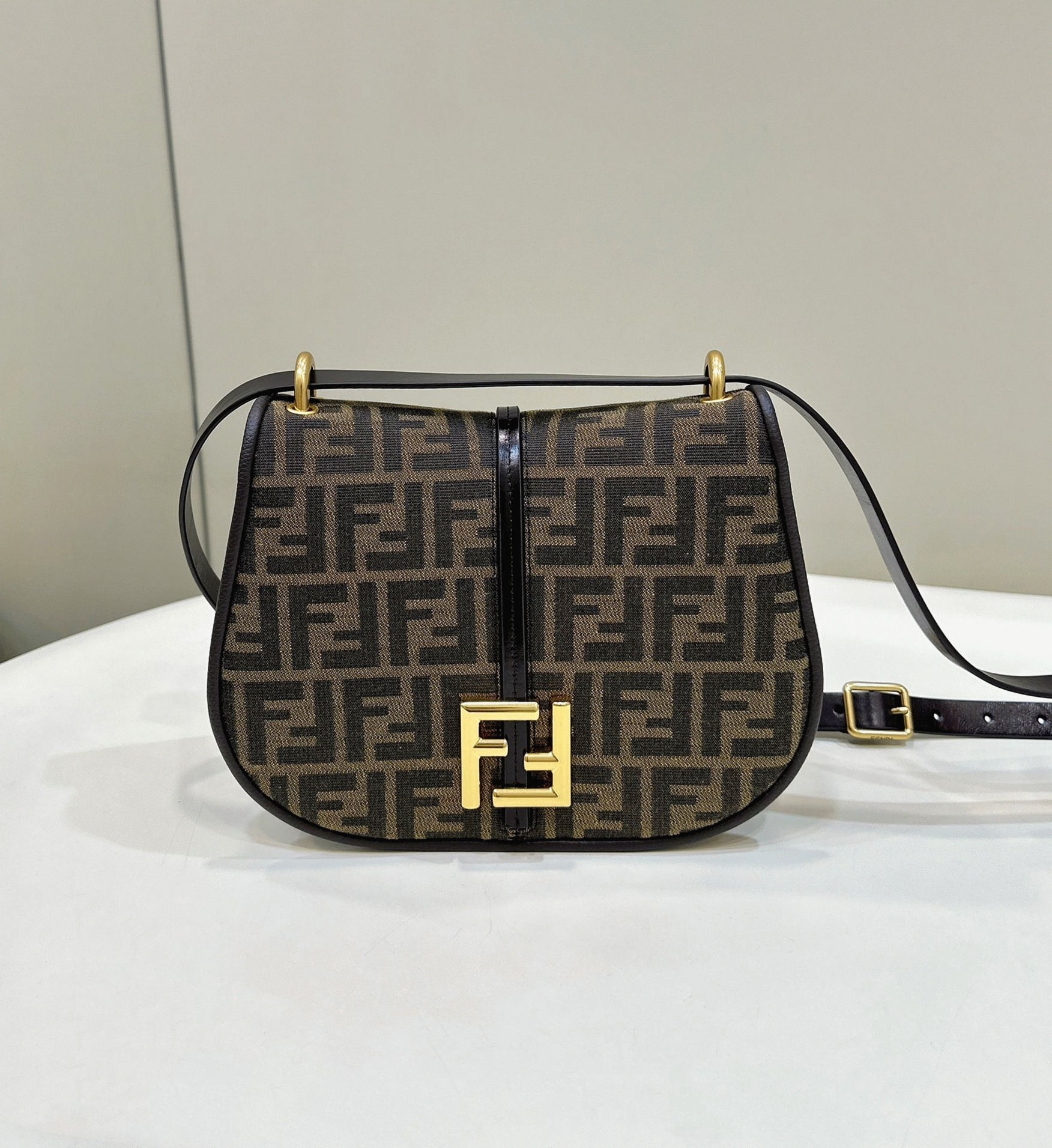 Top Quality Fake Fendi C’mon Medium Bag in FF Jacquard Fabric