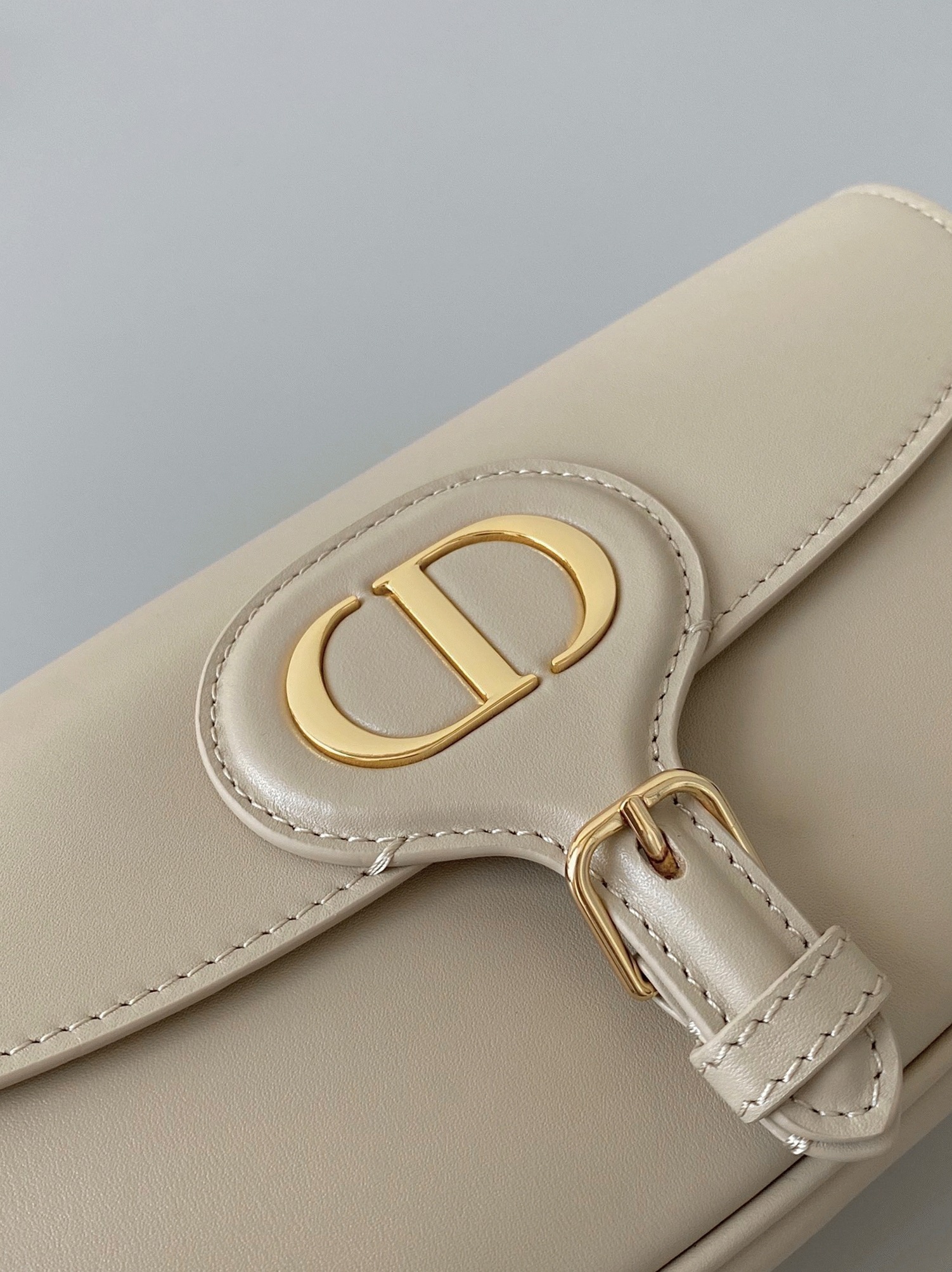 Dior Bobby East-West Bag Replica in Beige