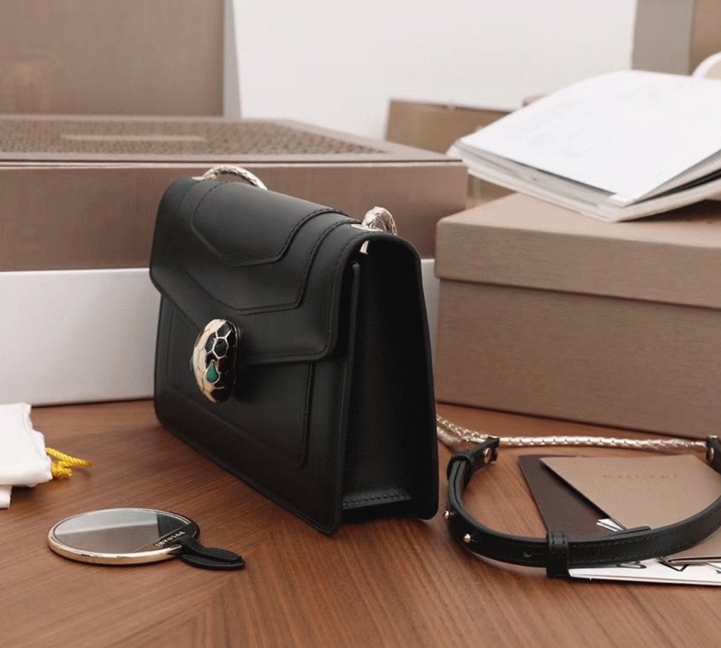 Replica Bvlgari Serpenti Forever Small Cross-body Bag Black Calfskin