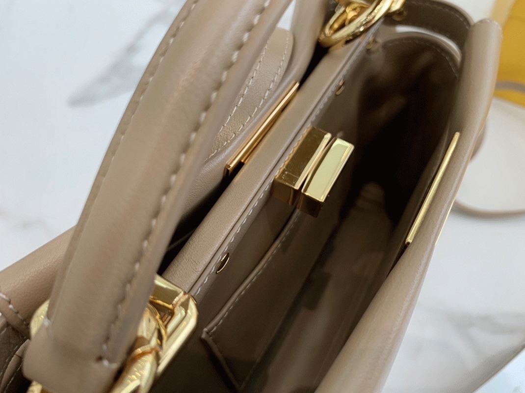 Top Quality Fake Fendi Peekaboo Mini Bag In Dove Grey Nappa Leather
